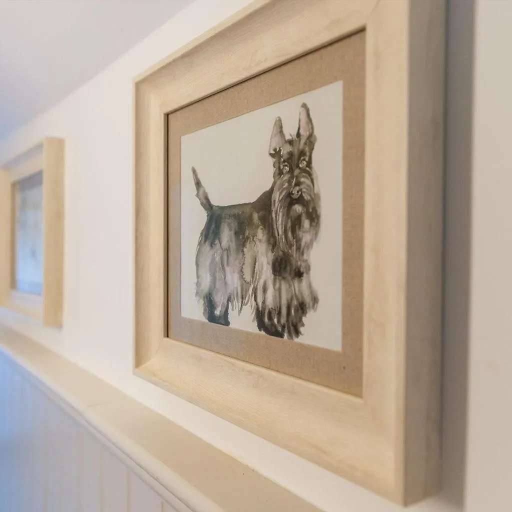 Holiday home Elegant Cottage With Garden In Gower Bishopston United Kingdom